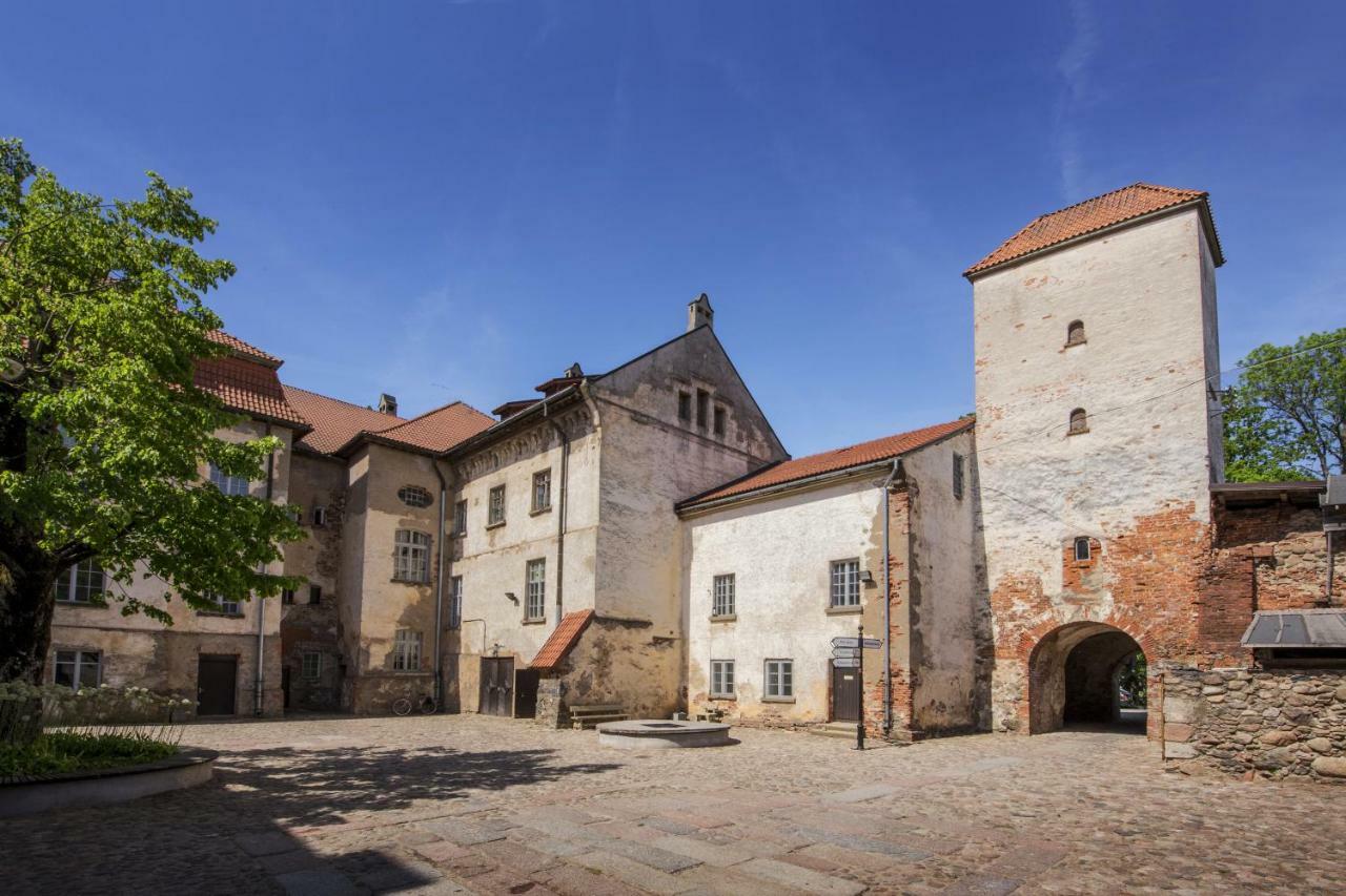 Хостел Dundagas Pils Экстерьер фото